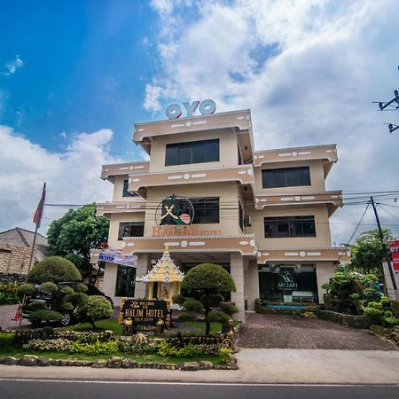 Halim Hotel Tanjung Pinang Dış mekan fotoğraf