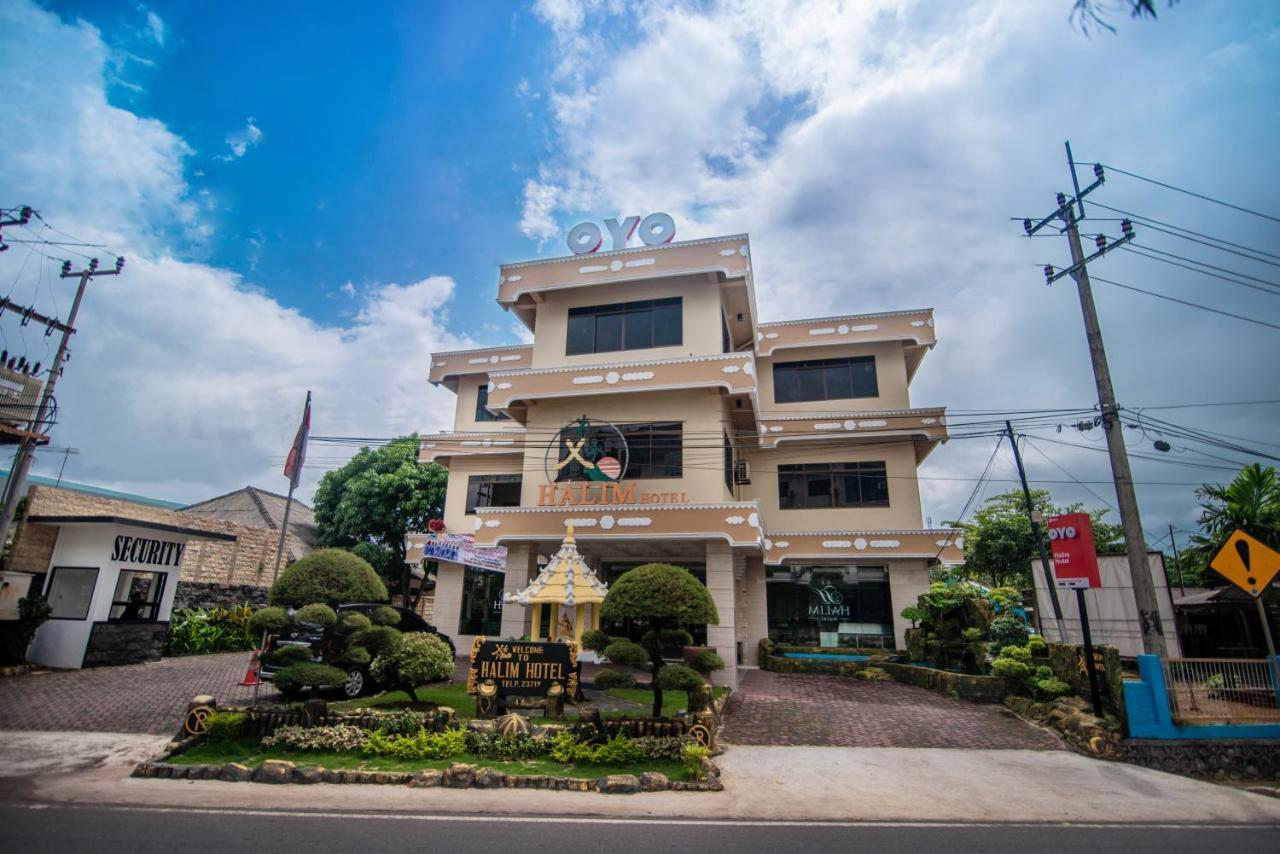 Halim Hotel Tanjung Pinang Dış mekan fotoğraf
