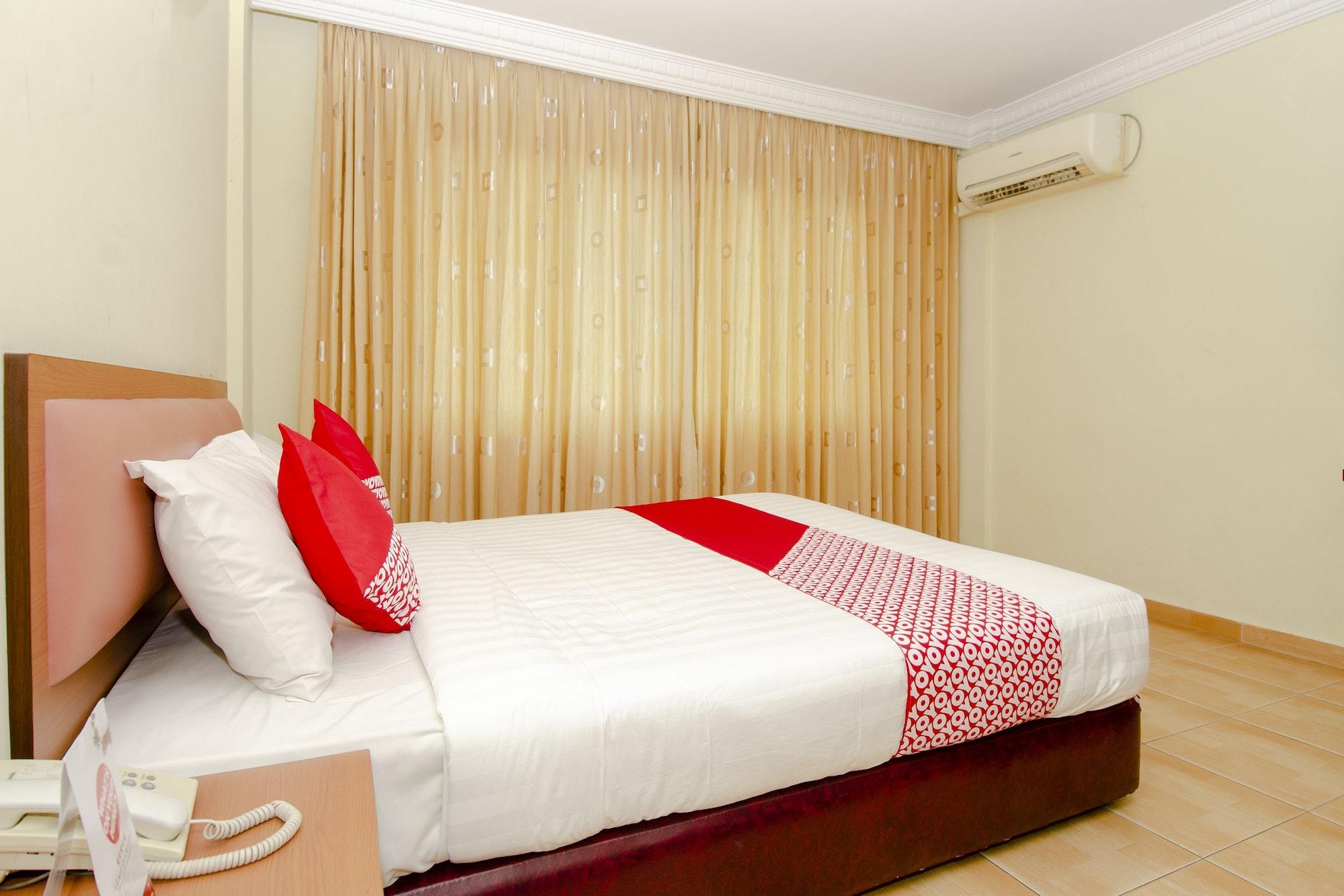 Halim Hotel Tanjung Pinang Dış mekan fotoğraf